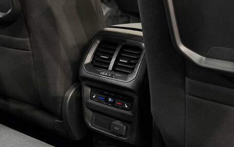 Volkswagen Tiguan II, 2017 год, 2 590 000 рублей, 19 фотография