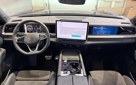 Volkswagen Teramont, 2025 год, 6 489 000 рублей, 12 фотография