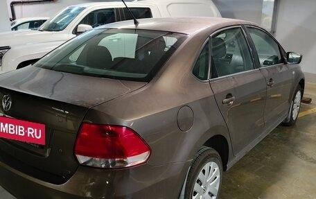 Volkswagen Polo VI (EU Market), 2015 год, 650 000 рублей, 4 фотография