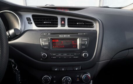 KIA cee'd III, 2013 год, 1 380 000 рублей, 23 фотография