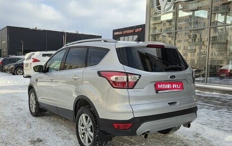 Ford Kuga III, 2018 год, 1 999 000 рублей, 6 фотография