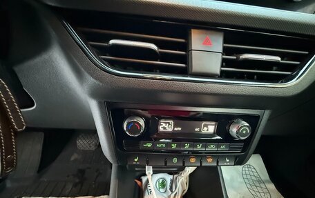 Skoda Rapid II, 2020 год, 2 050 000 рублей, 17 фотография