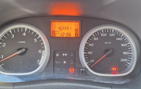 Renault Duster I рестайлинг, 2013 год, 750 000 рублей, 16 фотография