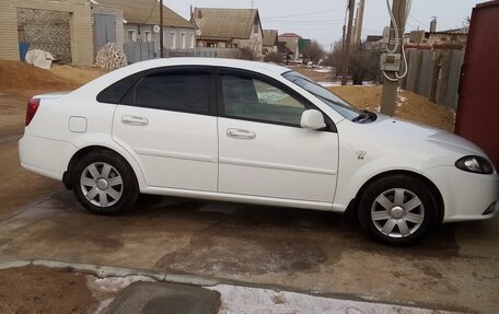 Daewoo Gentra II, 2014 год, 560 000 рублей, 2 фотография