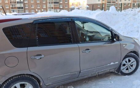 Nissan Note II рестайлинг, 2011 год, 600 000 рублей, 3 фотография