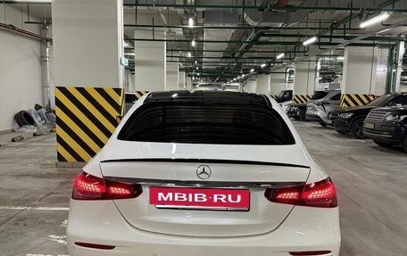 Mercedes-Benz E-Класс, 2021 год, 6 700 000 рублей, 5 фотография