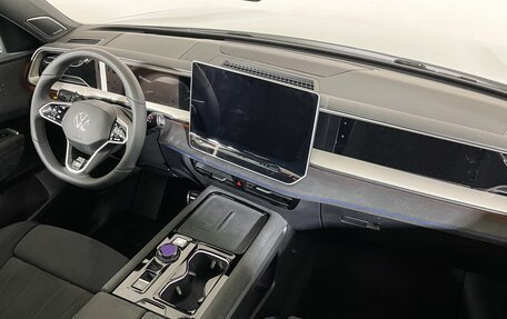 Volkswagen Teramont, 2025 год, 6 800 000 рублей, 14 фотография