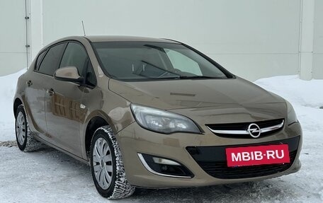 Opel Astra J, 2012 год, 690 000 рублей, 10 фотография