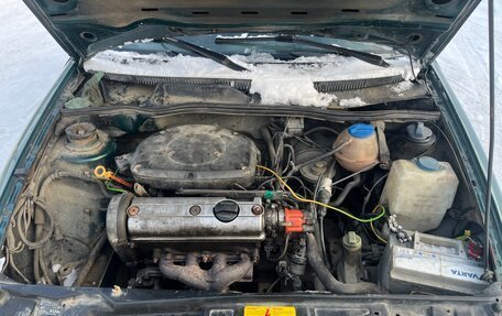 Volkswagen Polo III рестайлинг, 1997 год, 75 000 рублей, 8 фотография