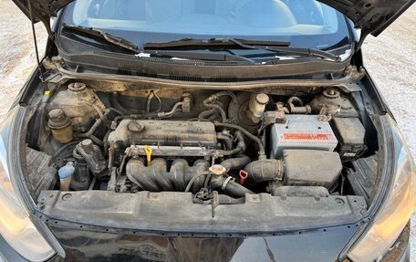 Hyundai Solaris II рестайлинг, 2012 год, 700 000 рублей, 3 фотография