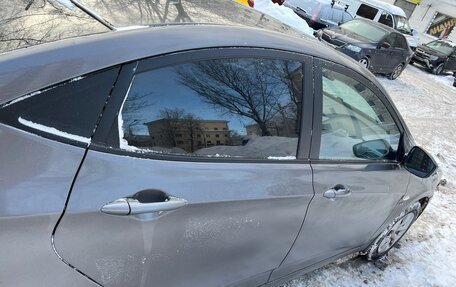 Hyundai Solaris II рестайлинг, 2015 год, 1 050 000 рублей, 12 фотография