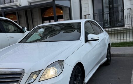 Mercedes-Benz E-Класс, 2012 год, 1 650 000 рублей, 13 фотография