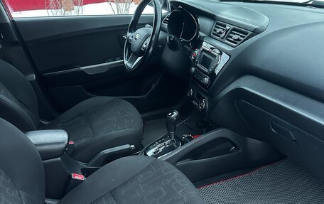 KIA Rio III рестайлинг, 2013 год, 950 000 рублей, 10 фотография