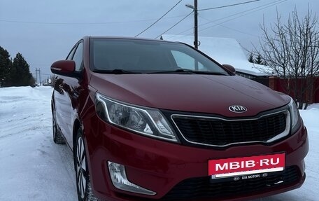 KIA Rio III рестайлинг, 2013 год, 950 000 рублей, 2 фотография