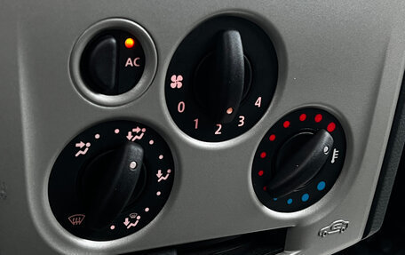 Renault Logan I, 2006 год, 400 000 рублей, 16 фотография