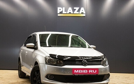 Volkswagen Polo VI (EU Market), 2012 год, 879 000 рублей, 2 фотография