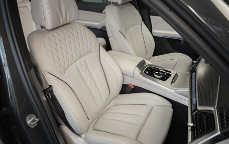 BMW X7, 2025 год, 16 990 000 рублей, 28 фотография