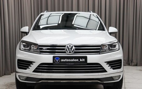 Volkswagen Touareg III, 2015 год, 3 790 000 рублей, 2 фотография