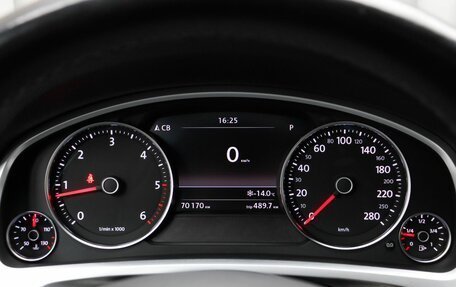 Volkswagen Touareg III, 2015 год, 3 790 000 рублей, 12 фотография