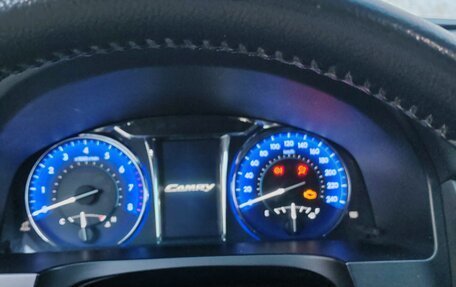 Toyota Camry, 2014 год, 1 350 000 рублей, 7 фотография