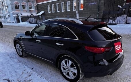 Infiniti FX II, 2012 год, 1 999 999 рублей, 7 фотография
