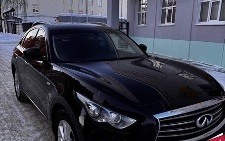 Infiniti FX II, 2012 год, 1 999 999 рублей, 4 фотография