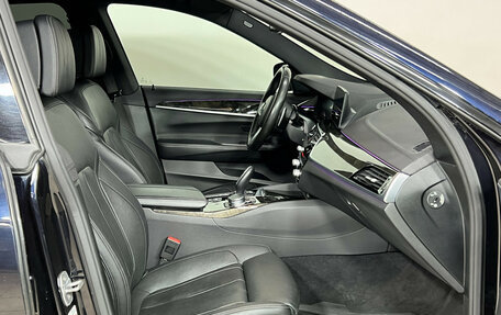 BMW 6 серия, 2019 год, 3 800 000 рублей, 11 фотография