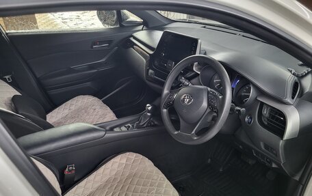 Toyota C-HR I рестайлинг, 2020 год, 1 850 000 рублей, 8 фотография