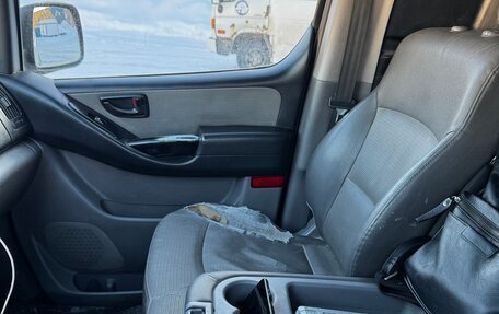 Hyundai Grand Starex Grand Starex I рестайлинг 2, 2008 год, 530 000 рублей, 13 фотография