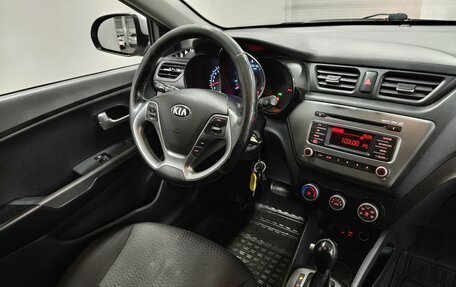 KIA Rio III рестайлинг, 2017 год, 973 000 рублей, 10 фотография