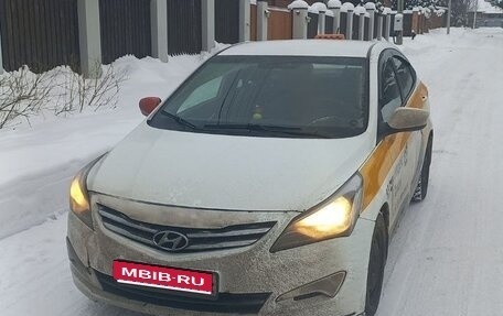 Hyundai Solaris II рестайлинг, 2016 год, 550 000 рублей, 1 фотография