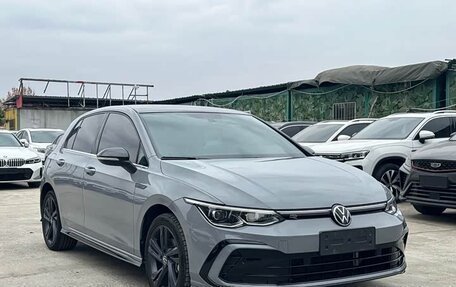 Volkswagen Golf VIII, 2023 год, 2 100 999 рублей, 1 фотография