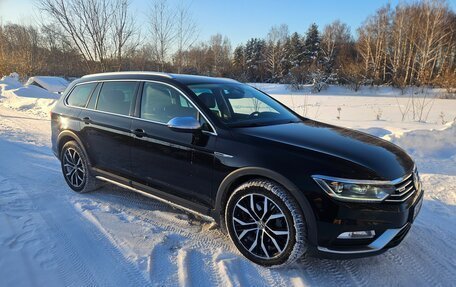 Volkswagen Passat B8 рестайлинг, 2019 год, 3 000 000 рублей, 3 фотография