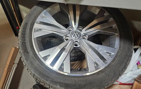 Volkswagen Passat B8 рестайлинг, 2019 год, 3 000 000 рублей, 11 фотография