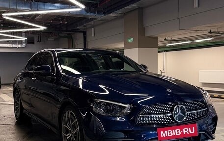 Mercedes-Benz E-Класс, 2020 год, 5 750 000 рублей, 3 фотография