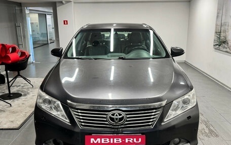 Toyota Camry, 2011 год, 1 650 000 рублей, 2 фотография