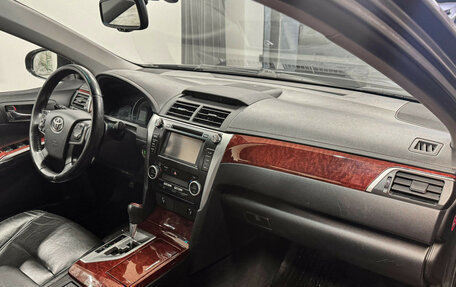 Toyota Camry, 2011 год, 1 650 000 рублей, 8 фотография