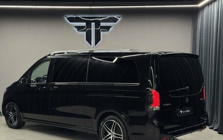 Mercedes-Benz V-Класс, 2024 год, 12 794 000 рублей, 2 фотография