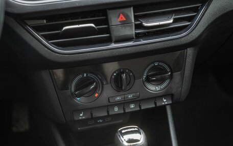 Skoda Rapid II, 2021 год, 1 650 000 рублей, 19 фотография