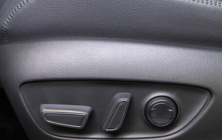 Toyota RAV4, 2025 год, 4 200 000 рублей, 16 фотография