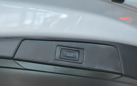 Toyota RAV4, 2025 год, 4 200 000 рублей, 23 фотография