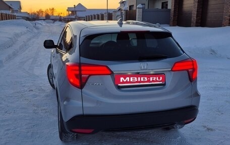 Honda Vezel, 2018 год, 1 690 000 рублей, 6 фотография