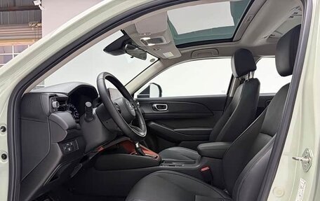 Honda Vezel, 2023 год, 2 190 999 рублей, 12 фотография