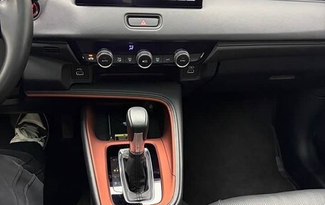 Honda Vezel, 2023 год, 2 190 999 рублей, 16 фотография