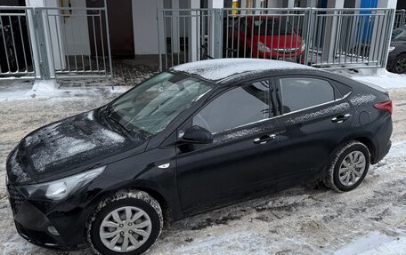 Hyundai Solaris II рестайлинг, 2020 год, 1 350 000 рублей, 4 фотография