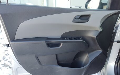 Chevrolet Aveo III, 2015 год, 660 000 рублей, 16 фотография