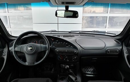 Chevrolet Niva I рестайлинг, 2016 год, 594 300 рублей, 8 фотография