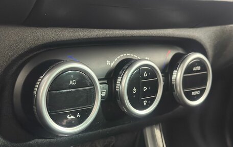 Alfa Romeo Giulietta, 2011 год, 850 000 рублей, 17 фотография