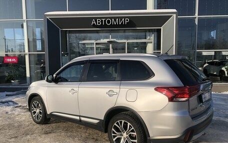 Mitsubishi Outlander III рестайлинг 3, 2015 год, 1 638 000 рублей, 7 фотография
