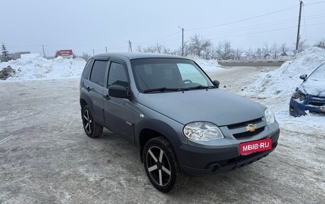 Chevrolet Niva I рестайлинг, 2016 год, 890 000 рублей, 1 фотография